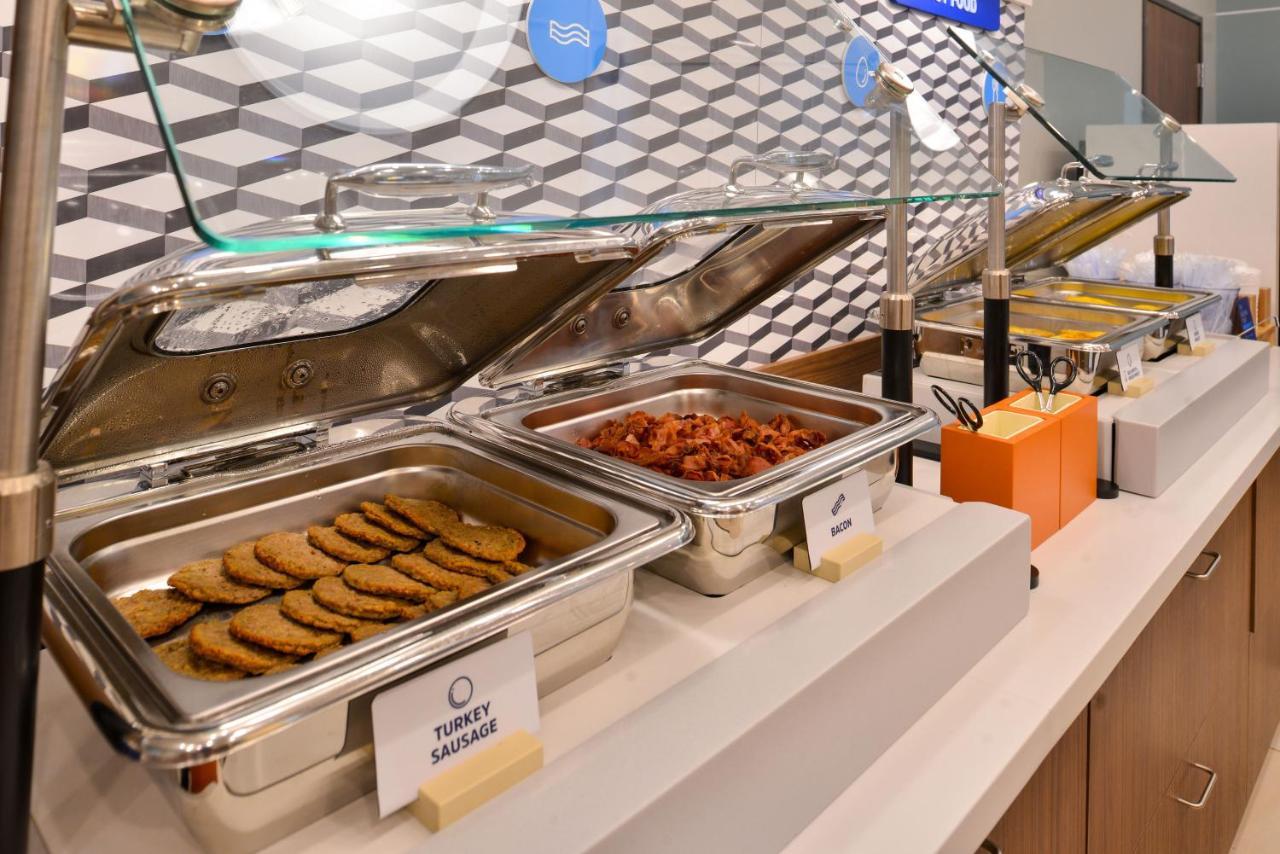 Holiday Inn Express Chicago - Magnificent Mile By Ihg Luaran gambar