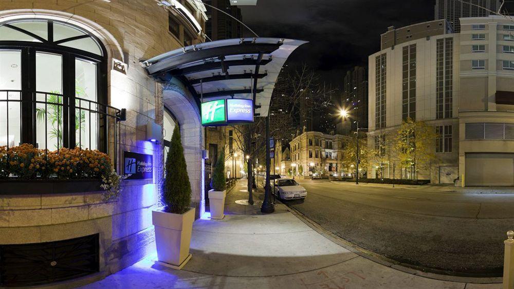 Holiday Inn Express Chicago - Magnificent Mile By Ihg Luaran gambar