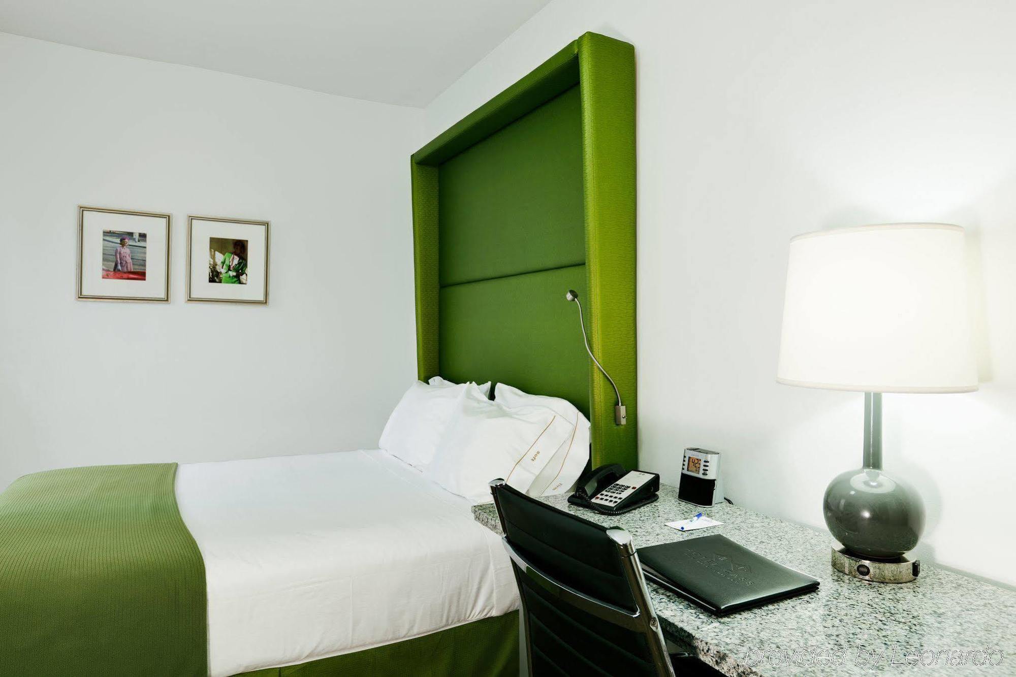Holiday Inn Express Chicago - Magnificent Mile By Ihg Luaran gambar