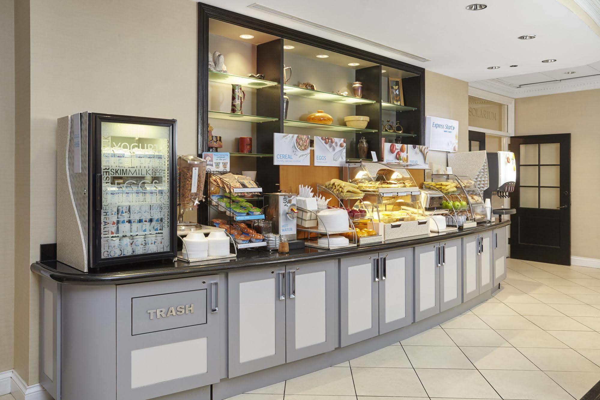 Holiday Inn Express Chicago - Magnificent Mile By Ihg Luaran gambar