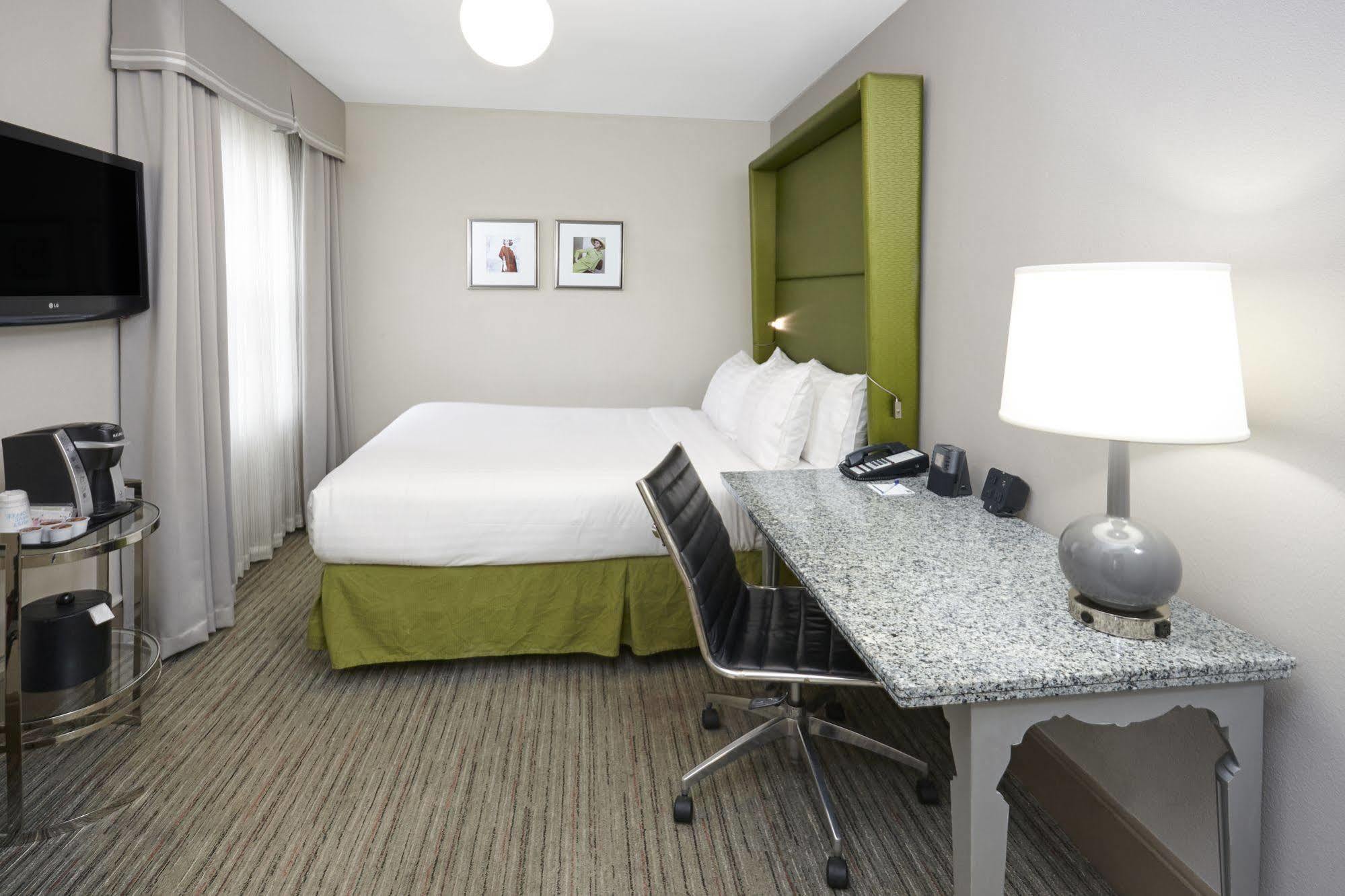 Holiday Inn Express Chicago - Magnificent Mile By Ihg Luaran gambar