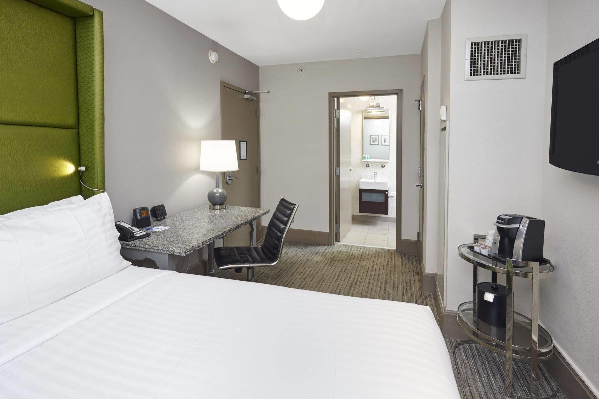 Holiday Inn Express Chicago - Magnificent Mile By Ihg Luaran gambar
