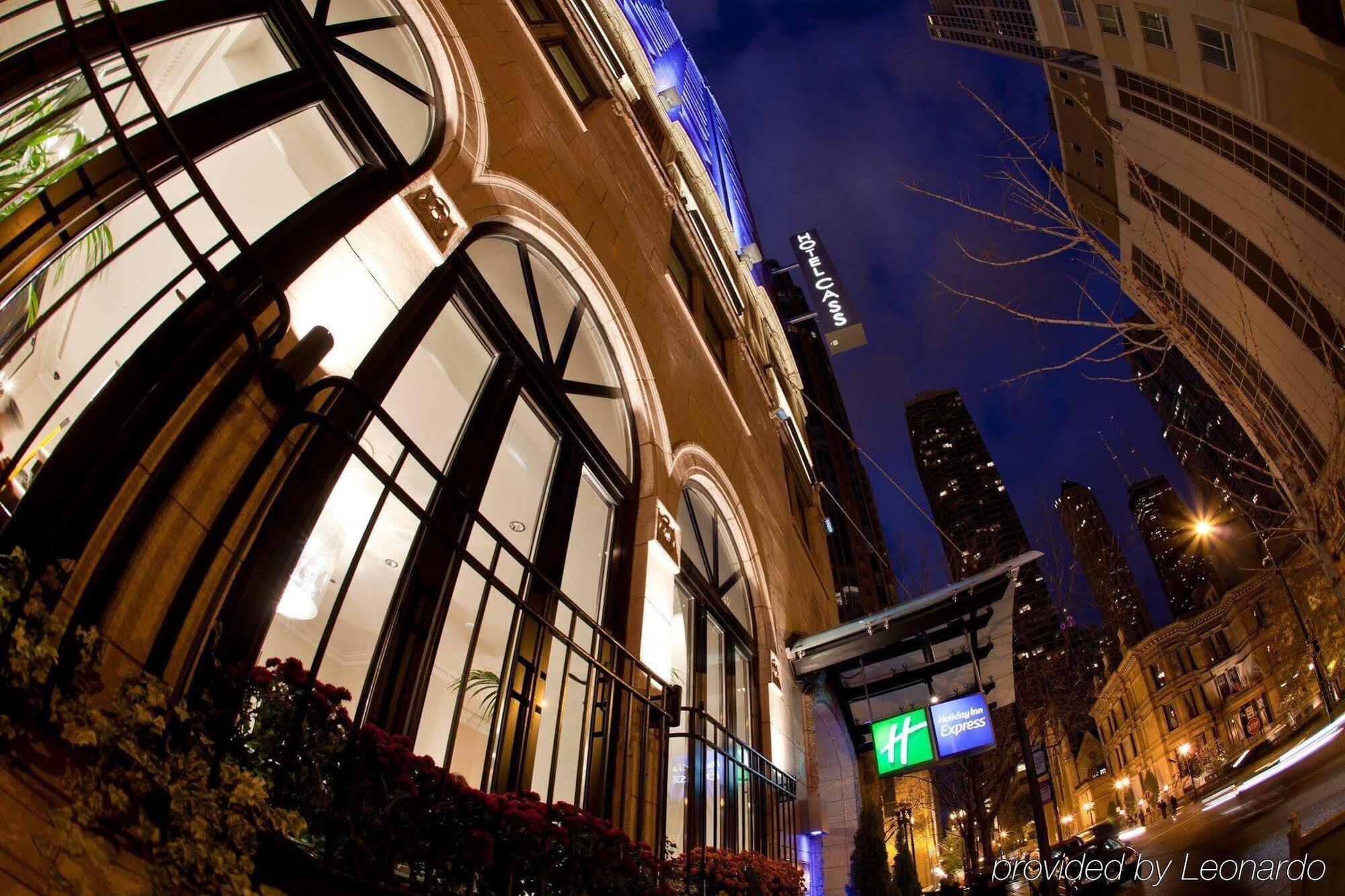 Holiday Inn Express Chicago - Magnificent Mile By Ihg Luaran gambar
